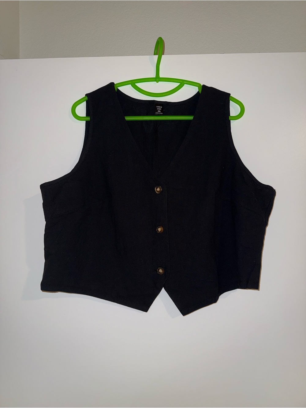 SHEIN Black Button-Front Vest Tunic
